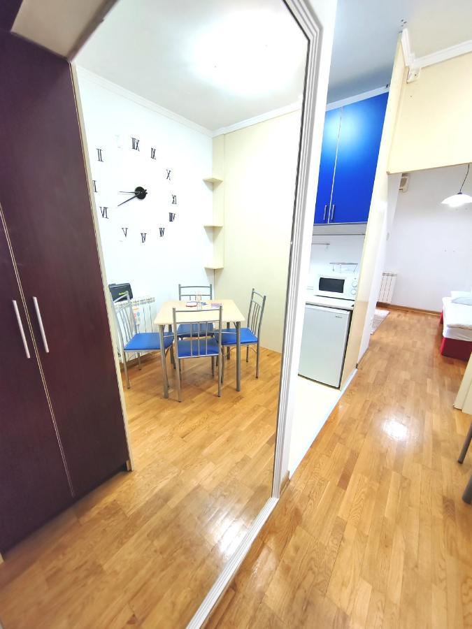 Magenta Vracar Appartement Belgrado Buitenkant foto